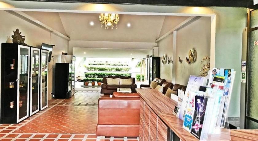 Royal Lee Resort And Spa Nai Yang Beach Exterior foto